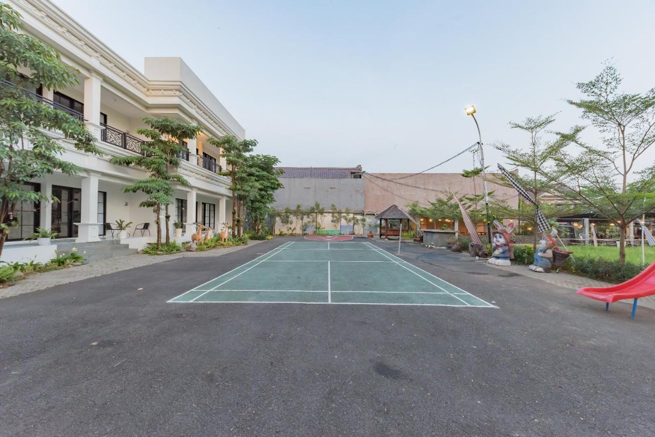 Urbanview Hotel Khayrizsan Tasikmalaya By Reddoorz Exterior foto